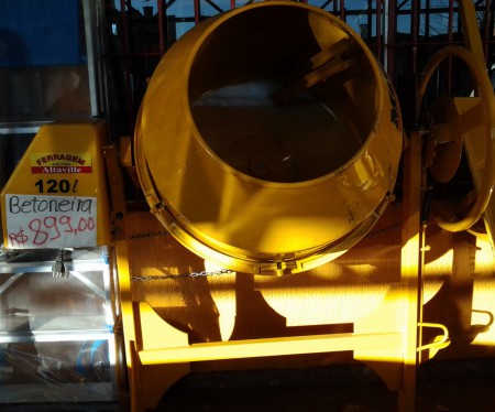 Betoneira Menegoti 120l